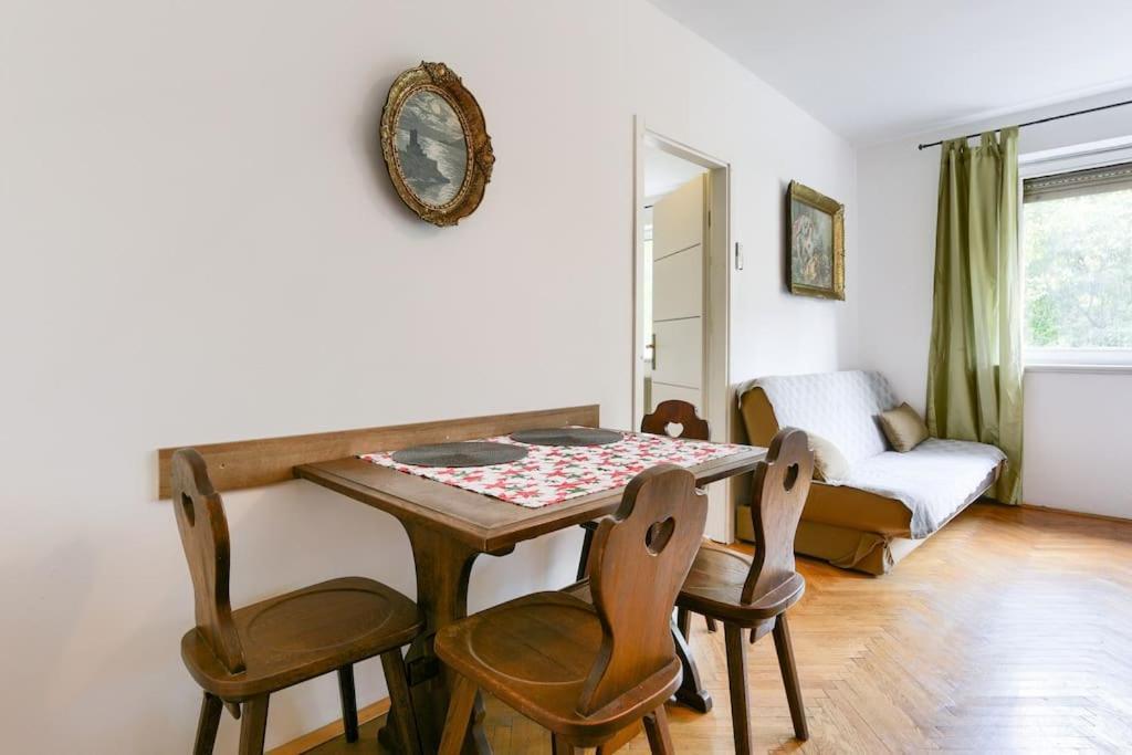 Ferienwohnung Apartman Legacy Zadar Exterior foto